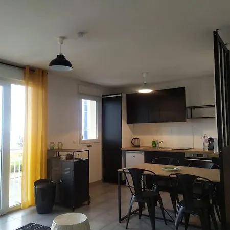 Tres Bel F2 Avec Vue