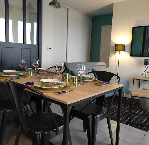 Tres Bel F2 Avec Vue *